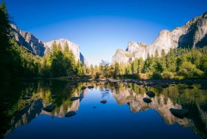 California on the road Yosemite lake
