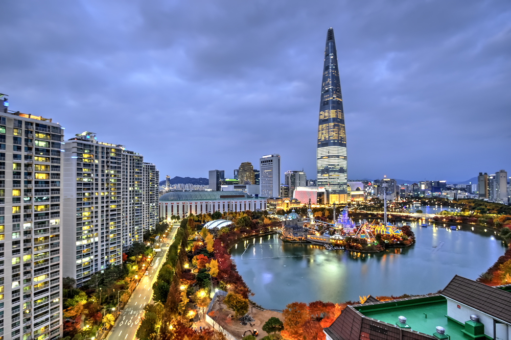 The tallest building in Seoul, South Korea at the blue hour.