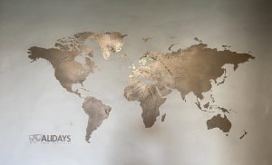 Mappa del mondo color oro