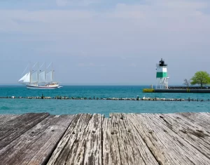 Chicago Harbor Southeast Guidewall Lighthouse, Lake Michigan, Chicago, IL, USA
