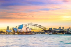 Skyline del centro di Sydney in Australia al crepuscolo