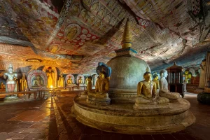Tempio rupestre storico di Dambulla nello Sri Lanka