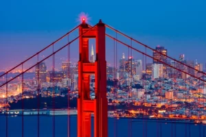 Golden Gate Bridge at night