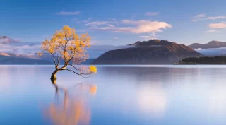 Colourful Lake Wanaka, Nuova Zelanda
