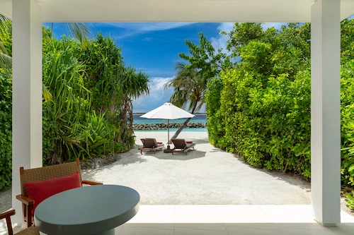 BeachBungalow_DecktoBeach-scaled