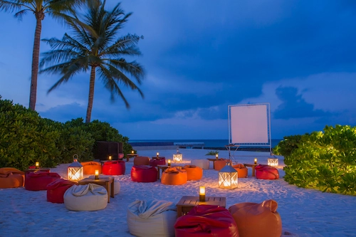sand-bar-movie-night-1-scaled