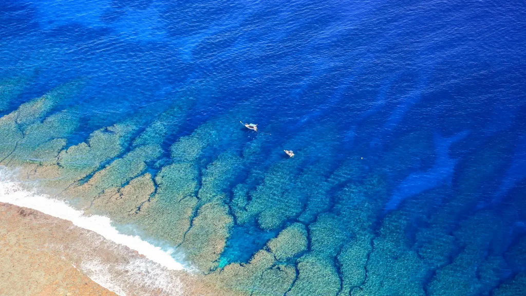 Acque cristalline della laguna blu dell'isola della Riunion Occidentale | Vacanze a La Reunion Oceano Indiano