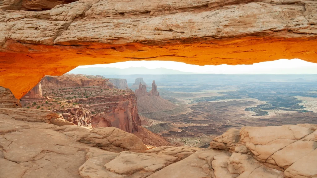 Mesa Arch, Canyonlands National Park in Utah, USA | Tour Costa Ovest USA