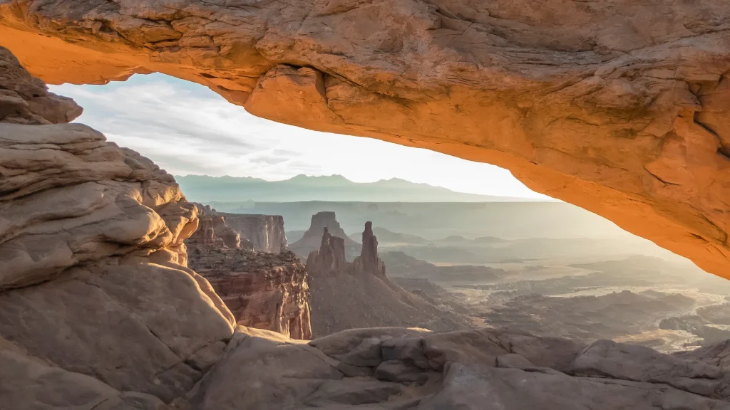 Mesa Arch, Parco nazionale di Canyonlands, vicino a Moab, Utah, Stati Uniti