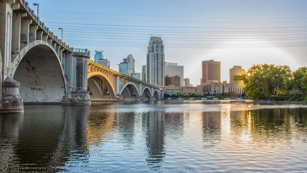 Splendido centro di Minneapolis, Minnesota, con vista sul fiume Mississippi | Viaggio Mississipi river con Alidays