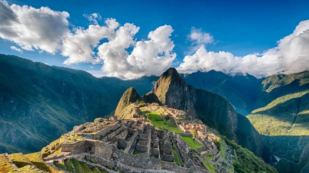 Machu Picchu una vista sopra la città perduta | Tour Perù Spedizione Inca | Esclusiva Alidays Travel Experience
