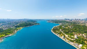 Panoramica estiva dall'alto di Istanbul in Tuchia | Viaggio in Europa | Esclusiva Alidays Travel Experience