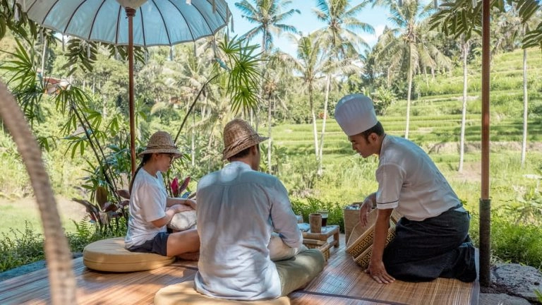 Sayan Valley Picnic Bali