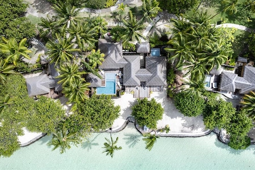 Royal Pool Beach Villa pool