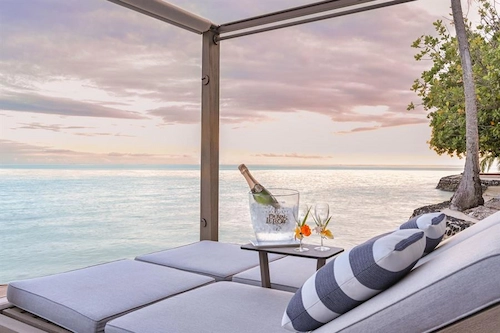 Royal Pool Beach Villa interior