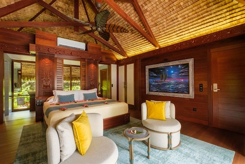 Royal Pool Beach Villa garden