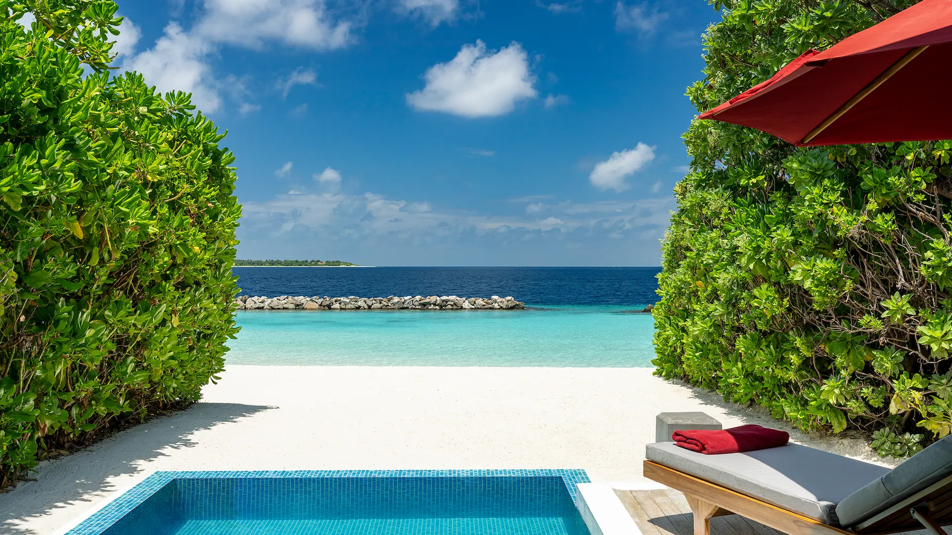 Niva Dhigali Maldives