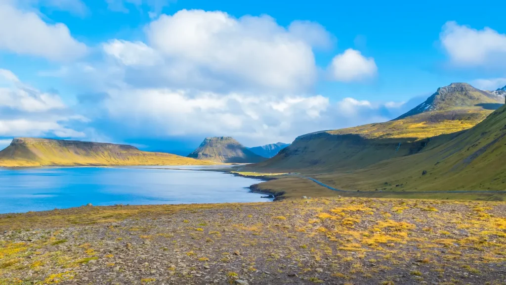 Montagne Kirkjufell in Snaefellsnes Islanda | Viaggio Islanda on the road | Alidays