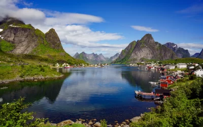 Lofoten islands is an archipelago in the county of Nordland, Norway. Is known for a distinctive scenery with dramatic mountains and peaks, open sea and sheltered bays, beaches and untouched lands