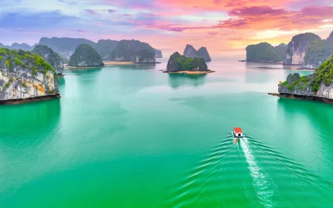 Beautiful landscape Lan Ha bay Vitnam
