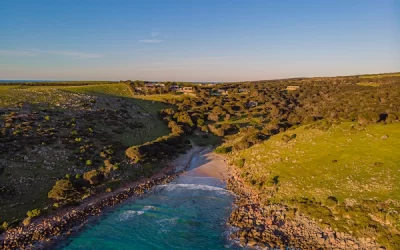 SDKI_HIGH RES_Property at sunrise_Copyright Sea Dragon Kangaroo Island 2