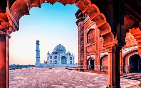 Taj Mahal Mausoleum in Agra, Uttar Pradesh, India