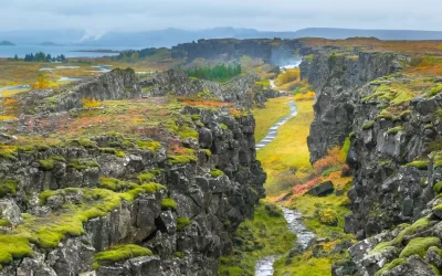 he Eurasian and North American tectonic plates - Thingvellir National Park - Iceland