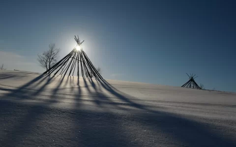 The contruction of Sami tent - north Norway.