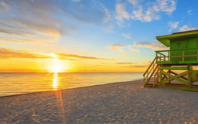 Miami South Beach sunrise with lifeguard tower