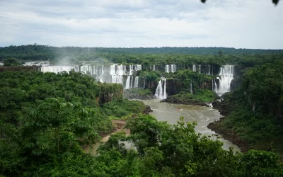 The photo shows a beautiful landscape at the Iguazu Falls, which are located on the border between Brazil and Argentina.